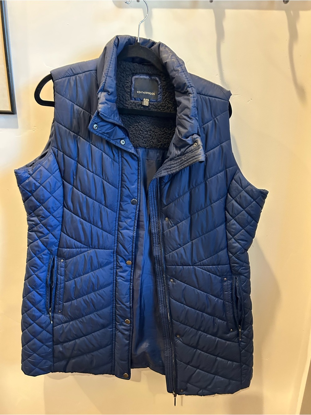 Weatherproof Women’s Quilted Navy Blue Sleeveless long Puffer Vest